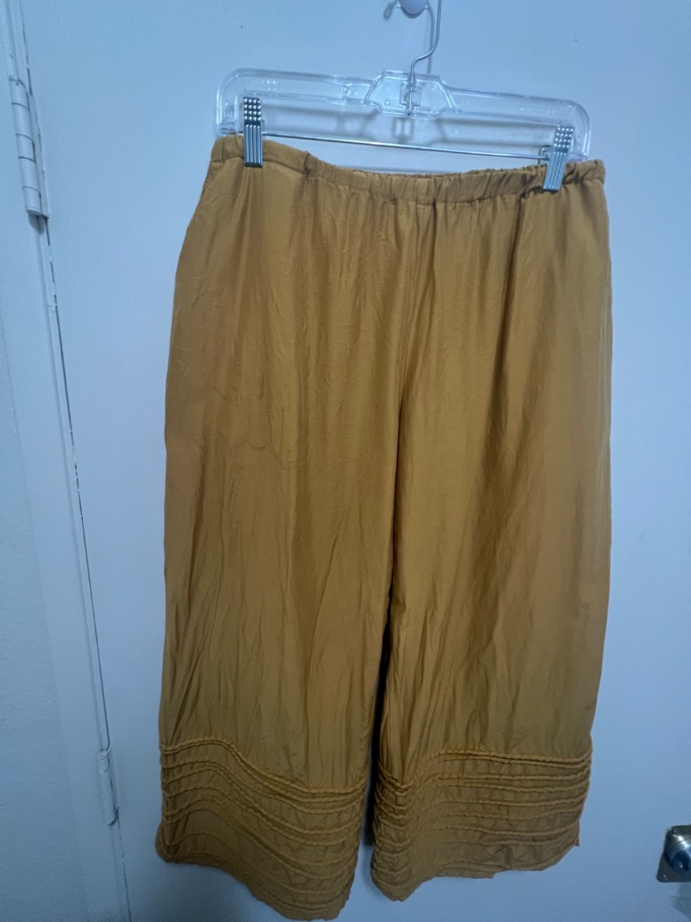 Krista Larson’s Mustard Wide-Leg Casual Pants. One size fits most (L)